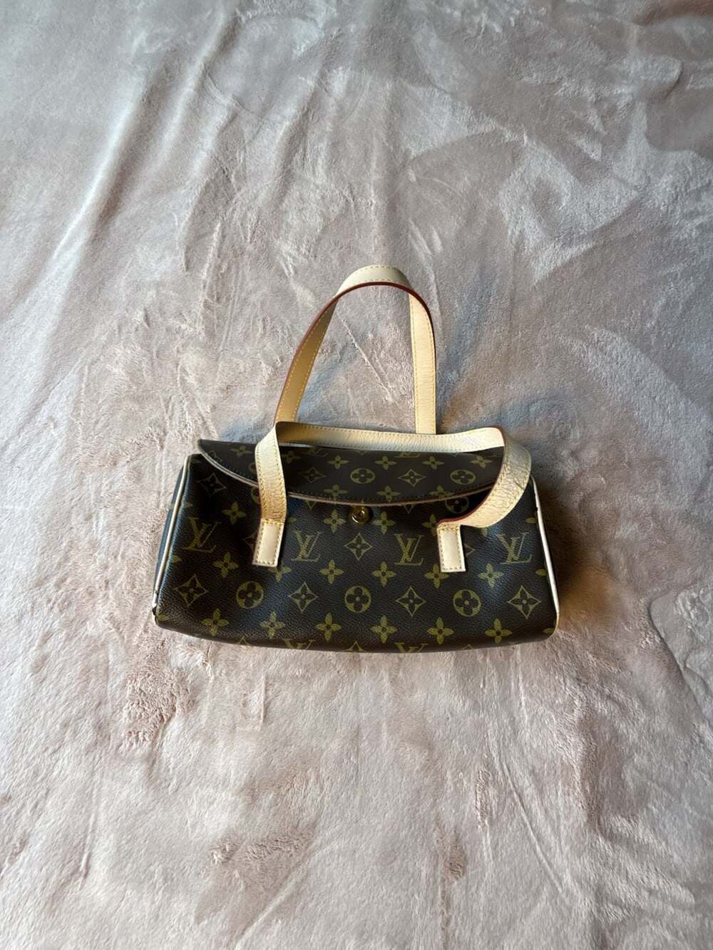 Louis Vuitton Monogram Canvas Sonatine Handbag